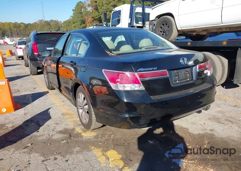 2011 Honda Accord 2.4 Lx z USA, uszkodzony, nr VIN 1HGCP2F31BA065332